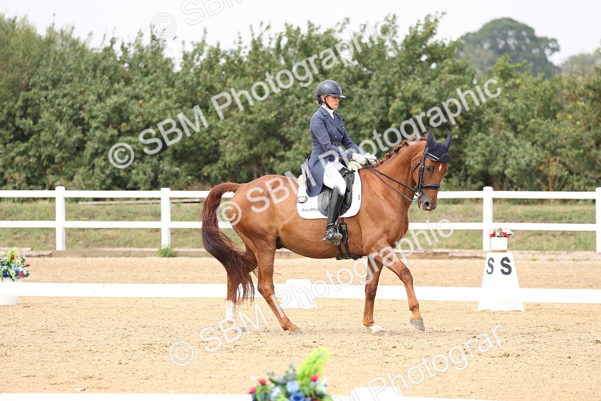 SBM_007516 - Class 9 - FEI INT I - 14.57-15.45