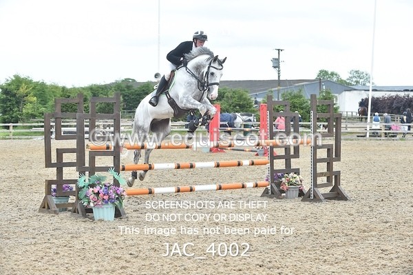 JAC_4002 - CLASS 4 - SAT -Senior Newcomers/ 1.10m Open