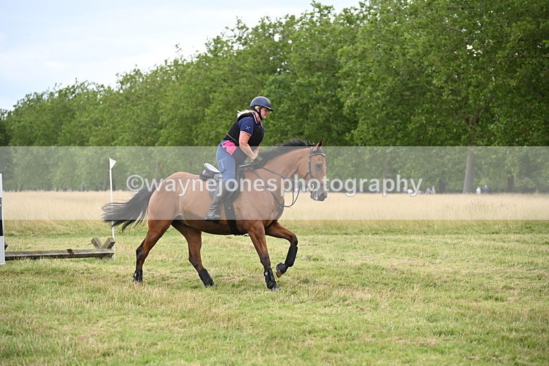 WJ6_5015 - Time at Jump 13:04 to 13:34