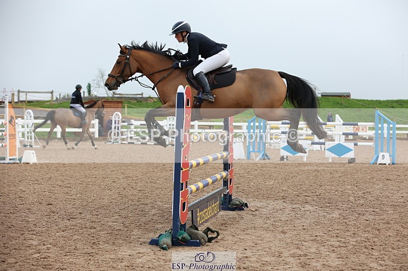 231112A-143914-04930 - Cls 21 Foxhunter & 1.20m Open