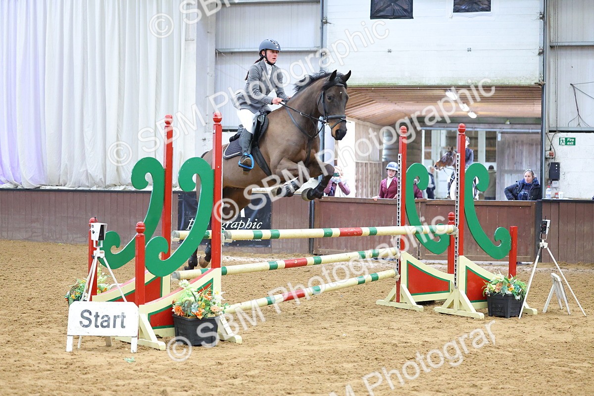 SBM_009863 - Class 21 - Nupafeed Supplements Senior Discovery/ 1m Open - First Round (1.00m)