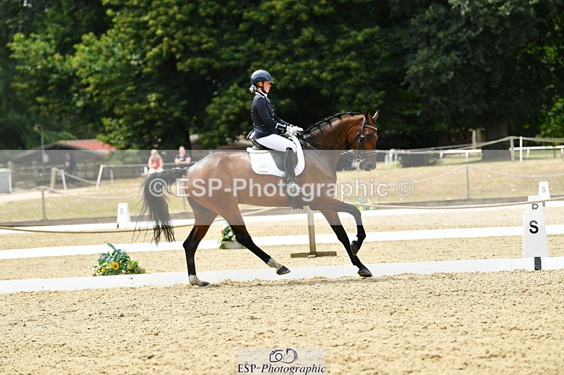 250718A-142556-02100 - 040-Esme.Freeman-Dunston.Friuli