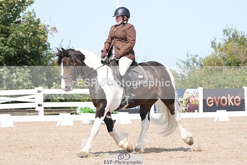 250817-121700-09281 - 185-Hermione.PerryNewoak.Roc.Bay