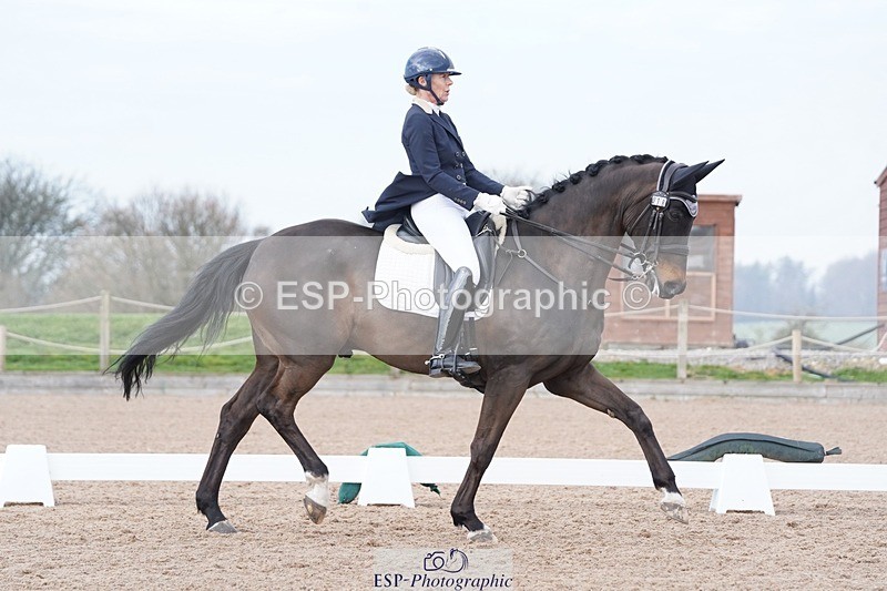 250403-103904-00770 - 018-Louise.Davison-Quamperfect