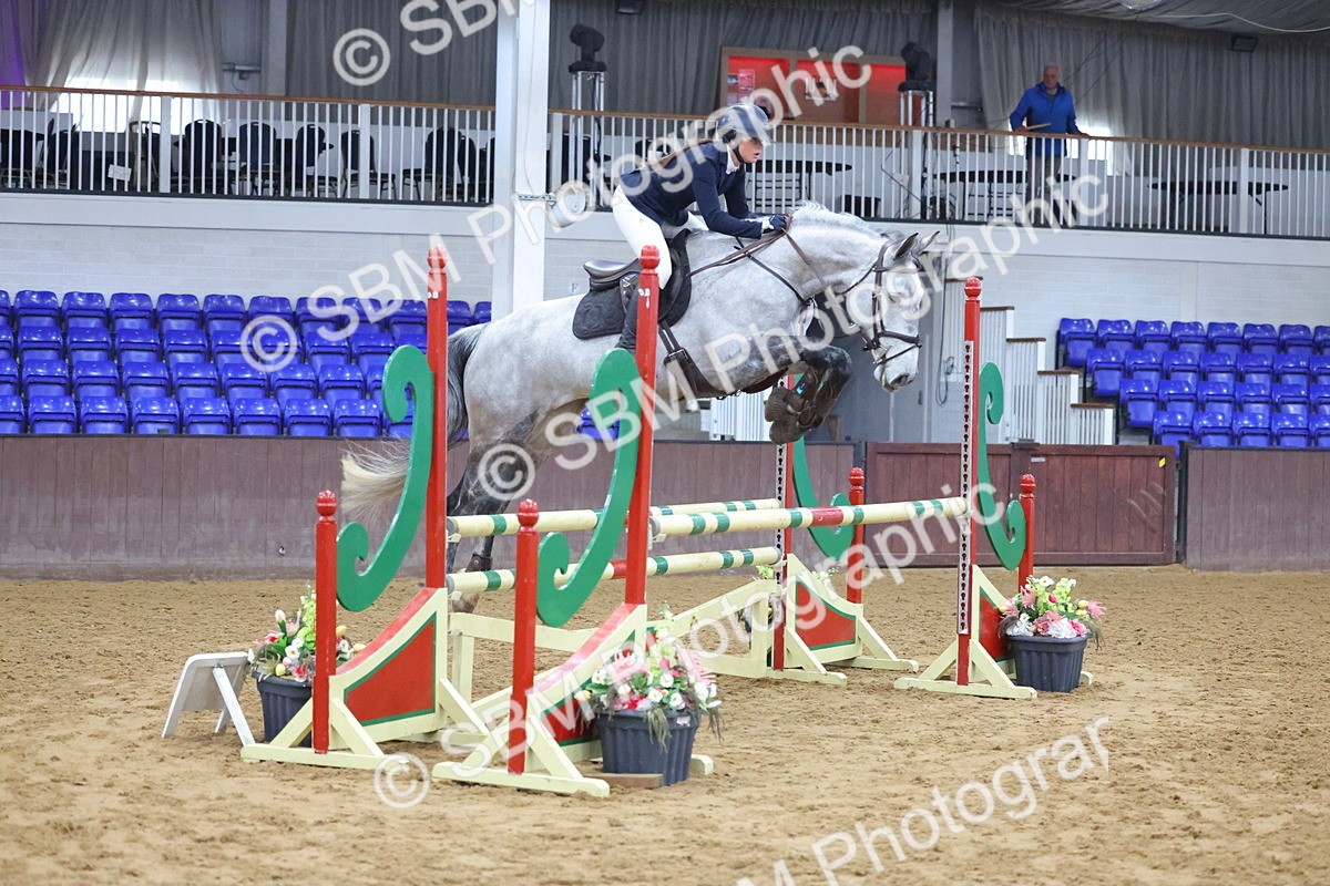 SBM_008610 - Class 21 - Nupafeed Supplements Senior Discovery/ 1m Open - First Round (1.00m)