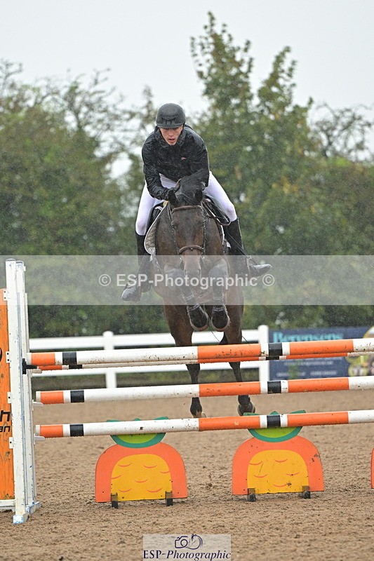 240925A-141826-01107 - Cls 5 Foxhunter and 1.20m Open