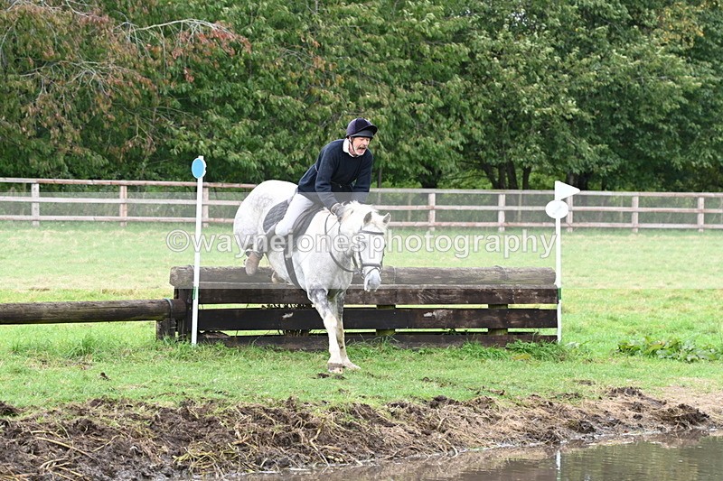 WJ6_5793 - Time at Photographer 12:31 to 12:40