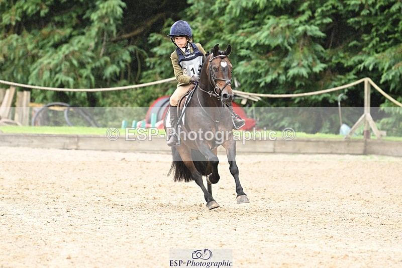 240824X-123458-25524 - 70cm Jump Off