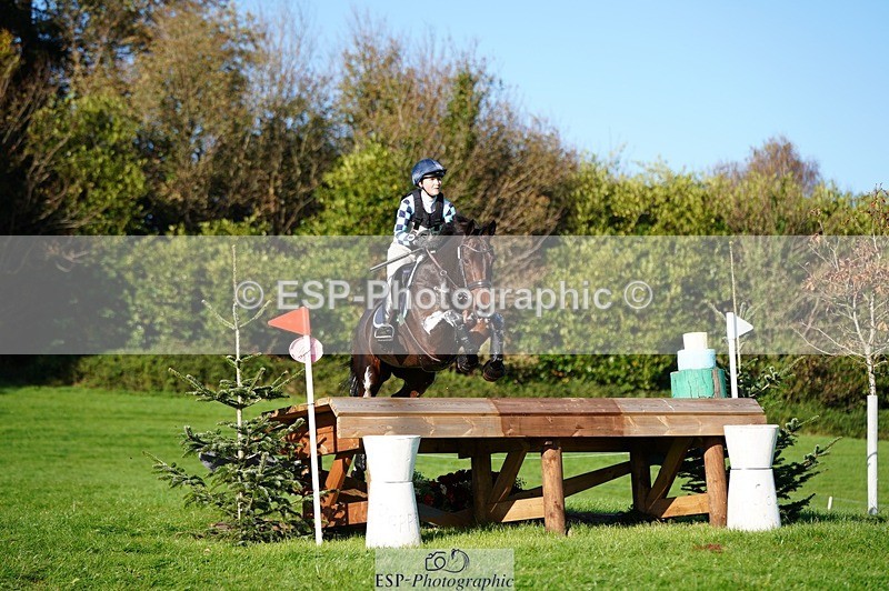 241026-150232-14282 - 553-Hanna.Bertorelli-BWTH.CLASSIC.CUT