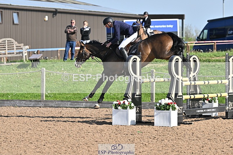 240509A-090850-00453 - Cls 8 Foxhunter