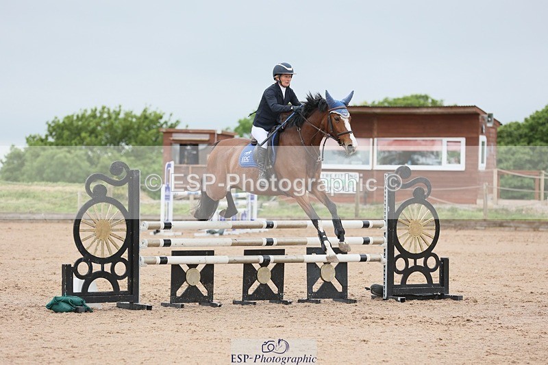 250524-094640-03938 - Cls 13  A&B 1.05m & 1.10m open