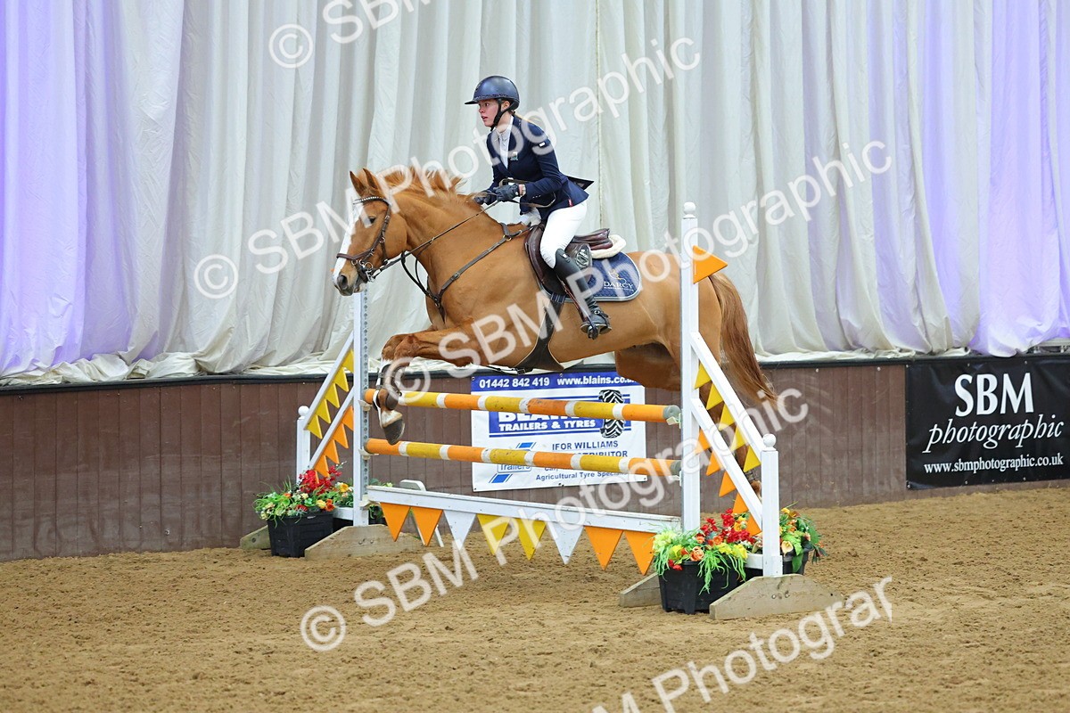SBM_010154 - Class 21 - Nupafeed Supplements Senior Discovery/ 1m Open - First Round (1.00m)