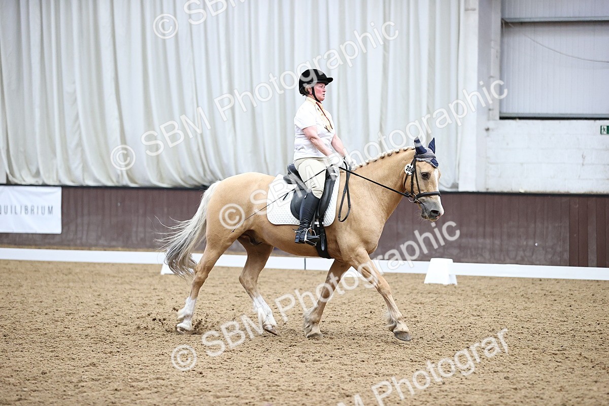 SBM_003092 - Novice 4 - 14.47-16.34