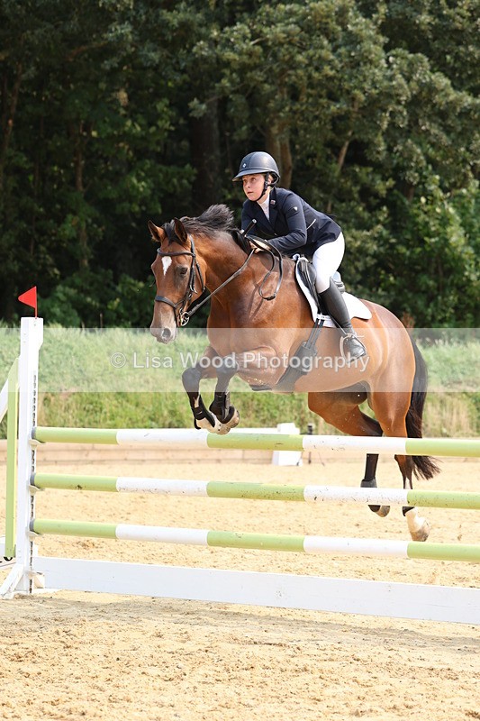 3E7A2616 - Class 8: Senior Newcomers/1.10m open