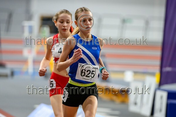 Age26SUN-927685 - Track Female