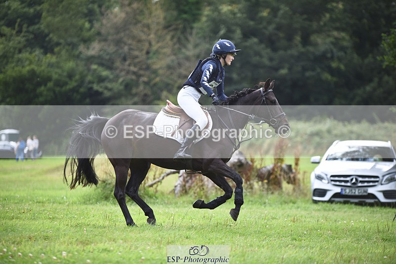 240804-153025-18741 - 605-Xanthe_Baylis-TULLIBARDS_HERSELF