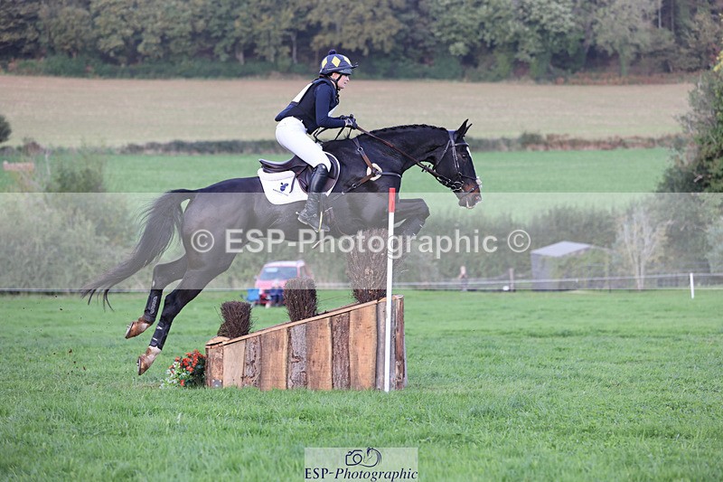 241025-151218-09232 - 215-Chloe.Livesey-SPORTSFIELD.LORD.LIVESEY