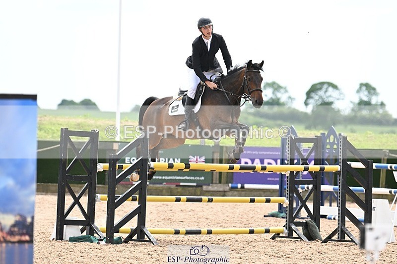 250611-135003-00724 - Cls 6 Snr Foxhunter & 1.20m Open