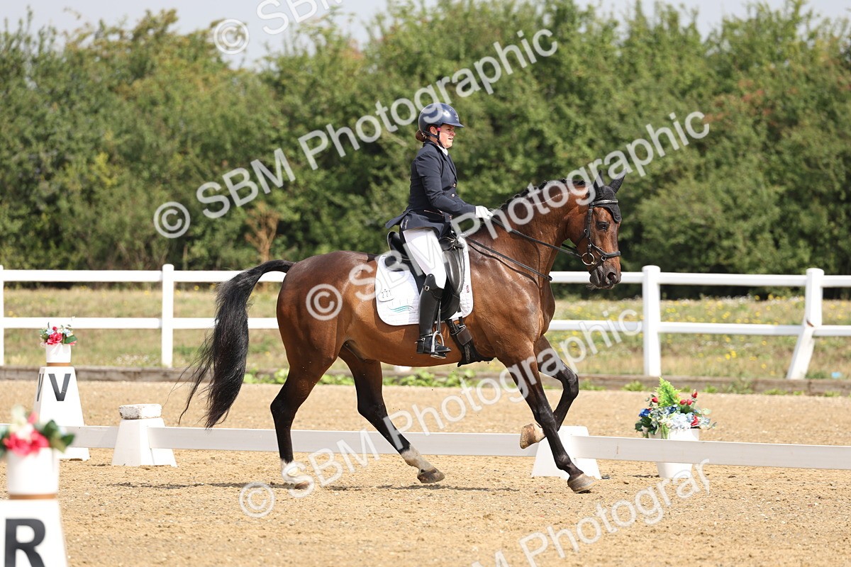 SBM_005732_Class 6 - Novice 6  - 1026-1129 - Gemma