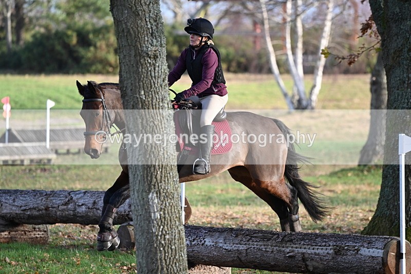 WJ6_3695 - Camera 1 XC