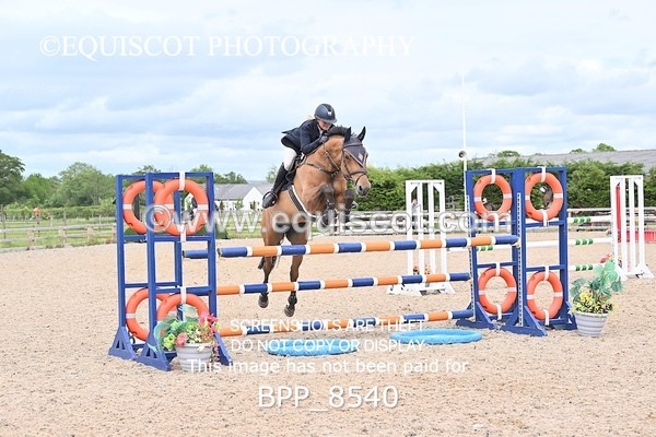 BPP_8540 - CLASS 15 SUN Senior Newcomers/ 1.10m Open