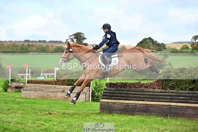 251025A-111606-18344 - E-387-Vittoria.Panizzon