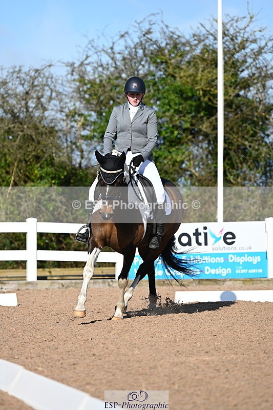 240323A-091109-00870 - MyQuest Intro A