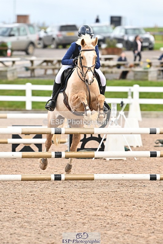 240310A-112401-02313 - Cls 4 Pony Discovery and 90cm Open