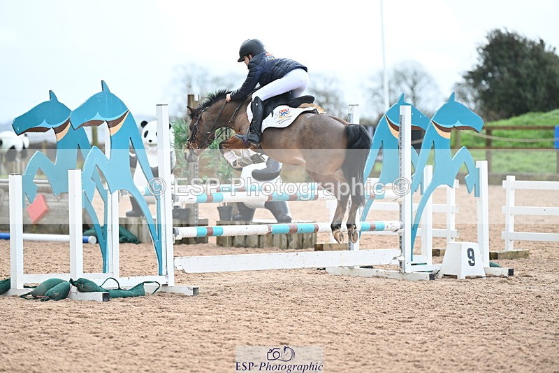 231203A-120937-01078 - Cls 18+19 Club and Schools 90cm