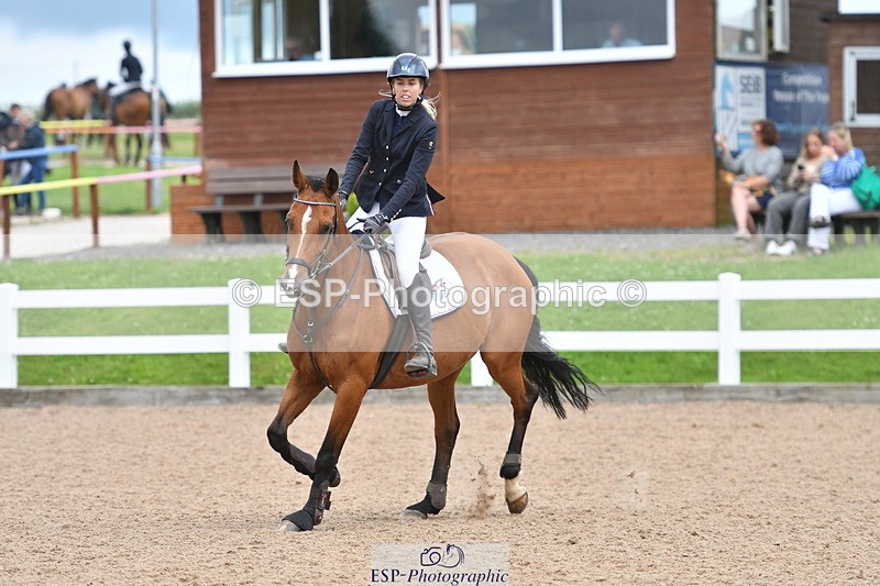 240727A-155119-06404 - Cls 24 1.05m Amateur Qualifier