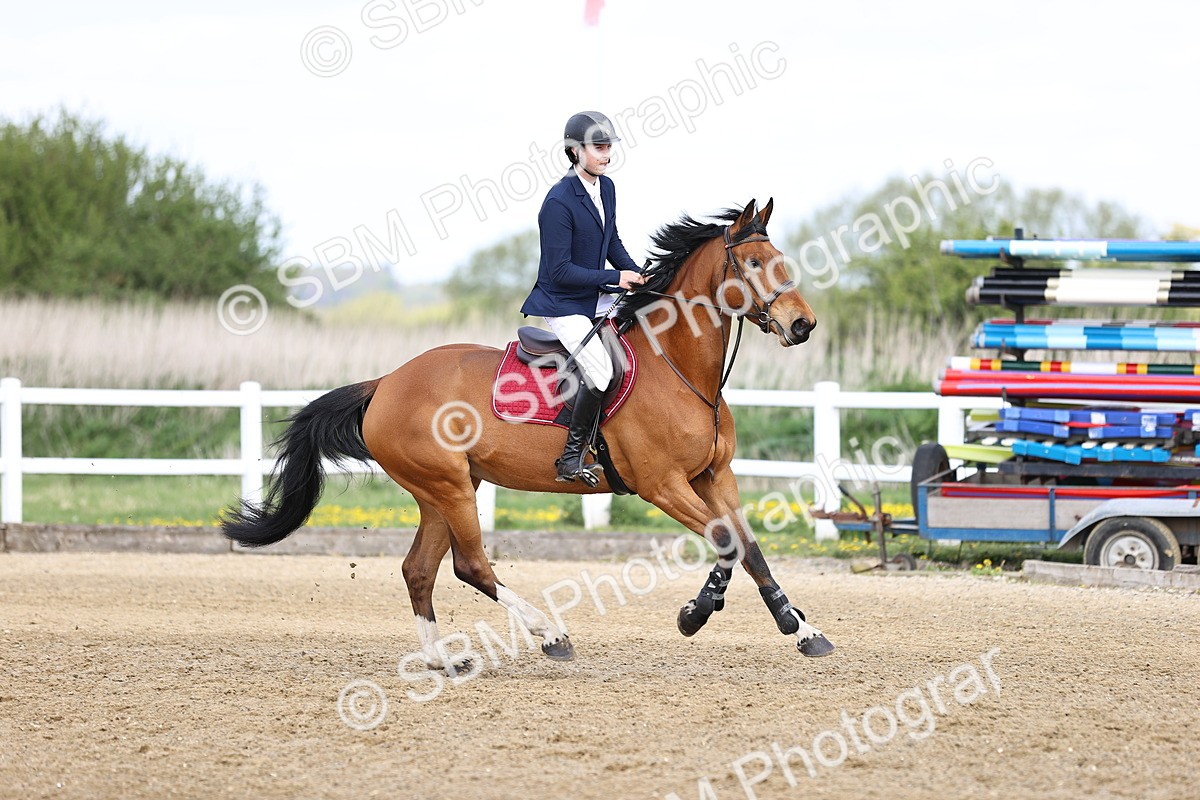 SBM_5194 - Class 9 - Senior British Novice - 90cm