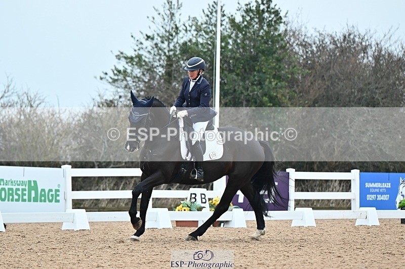 250214-095123-00707 - 228-Louise.Hutchinson-Shovern.Noire