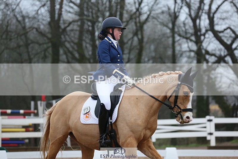 240217A-083339-00029 - 216-Olivia.Luscombe-Rosewater.Chamonix