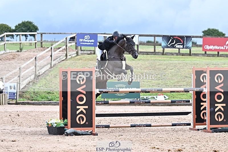 250731-110613-00504 - Cls 02 Snr Fox 1st Rnd