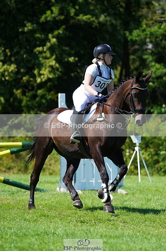 240811A-145852-04929 - 303-