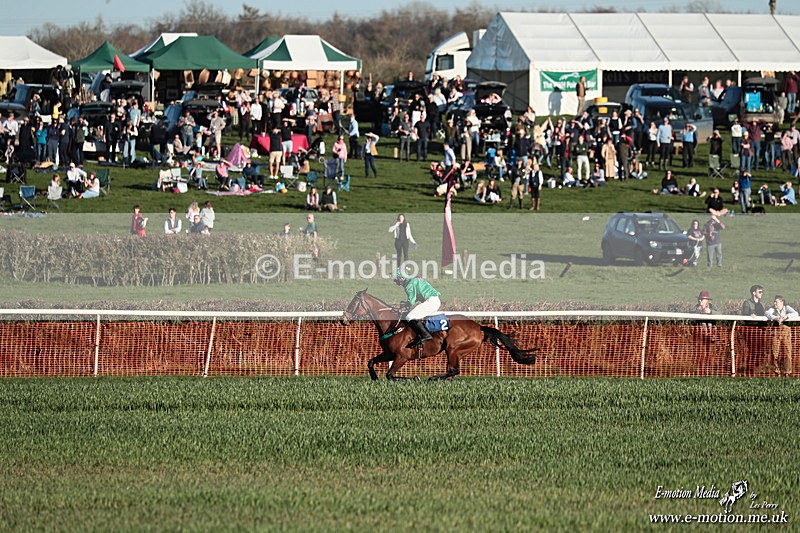PtP 210326 1357 - VWH Cirencester Races 21/03/26