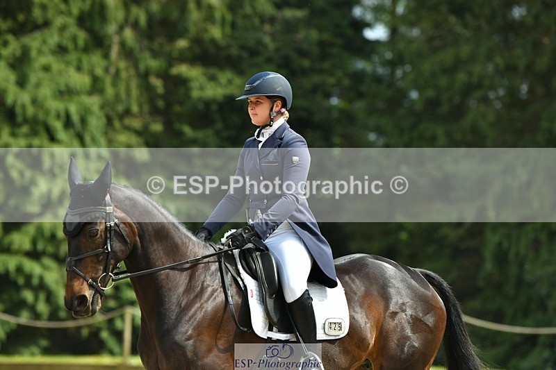 230525-150901-04560 - 425-ABC_ARCTIC_DAME-Jess_Falle-DR