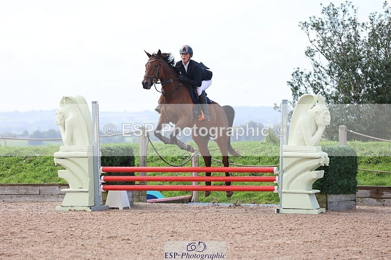 250911-142914-02451 - Cls 5 Chard Snr 90cm Speed Derby