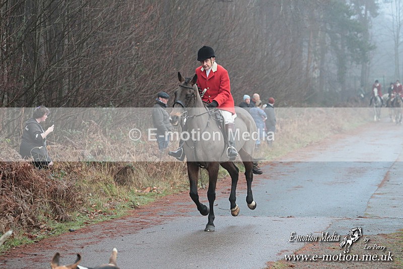 HUPY 261224 186 - Pytchley with Woodland Hunt Boxing Day Meet 26th December 2024