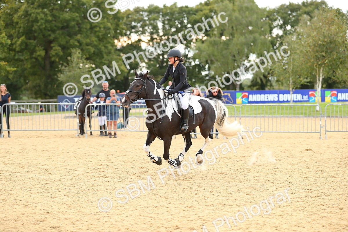 SBM_76211 - J19 - Junior 90cm Supreme Championship