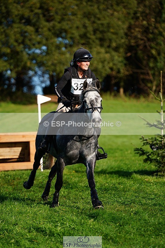 241026-101430-11274 - 320-Alice.Tollworthy-OUR.DOLPHIN.STAR