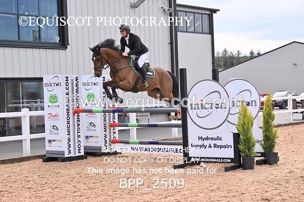 BPP_2509 - CLASS 7 - FRI - Senior Foxhunter/1.20m Open