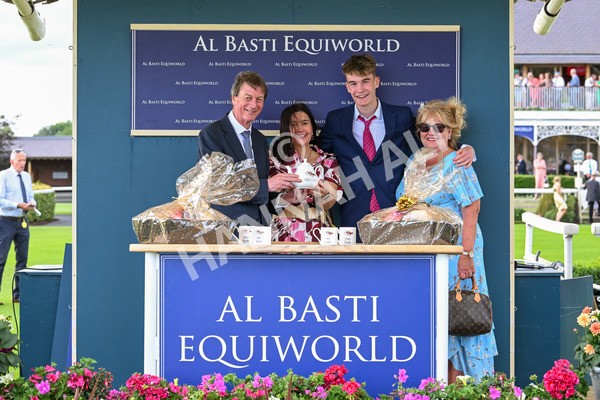 280625-Race 7-Titian-1330 - Race 7 5.25pm Al Basti Equiworld Dubai Amateur Jockeys' Handicap