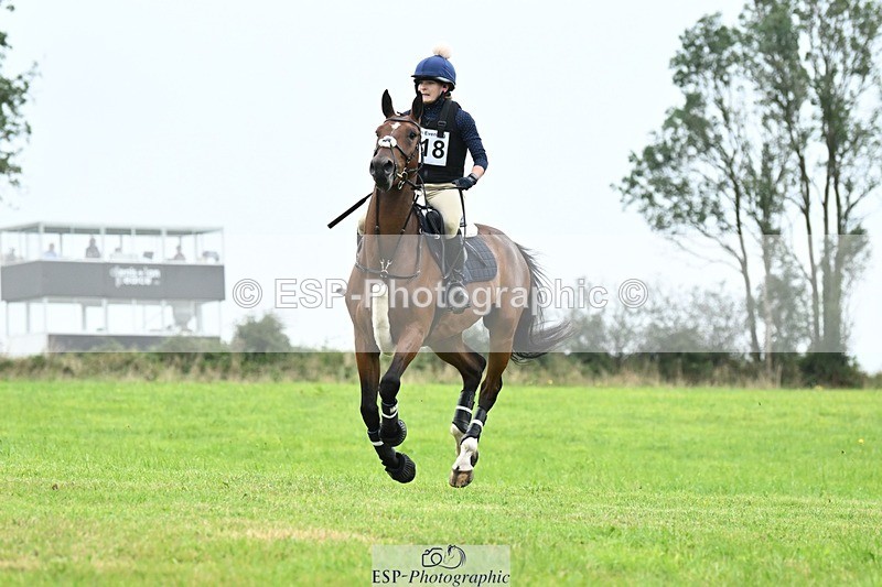 240831A-154937-04953 - 218-Henrietta.Blake-VIVA.LAS.VEGAS