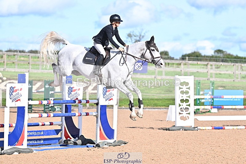 260923B-155156-01070 - Cls 06 Snr Fox & 1.20m Open