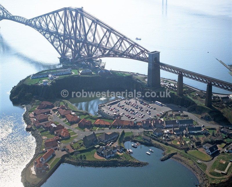 A00286AX2 North Queensferry Wharf Fife in 2002 - Settlements, infrastructure and attractions