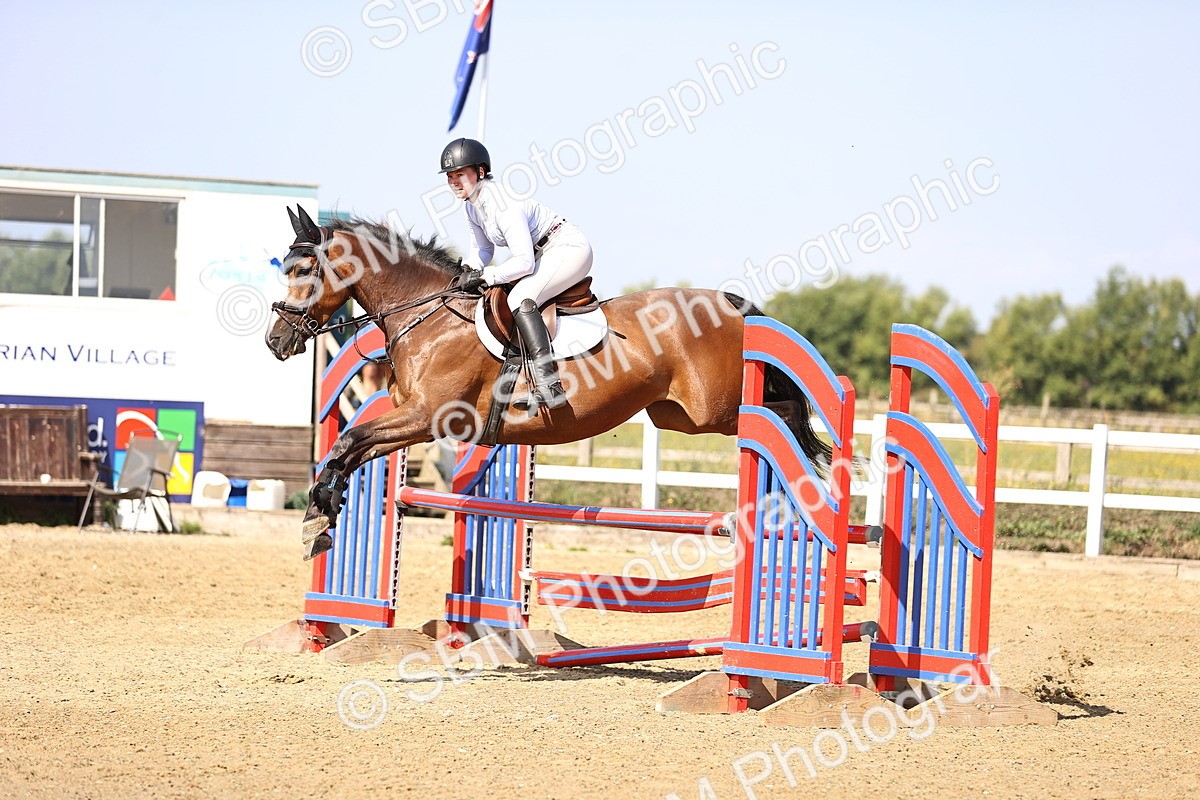 SBM_005704 - Class 9 - Senior British Novice - 90cm