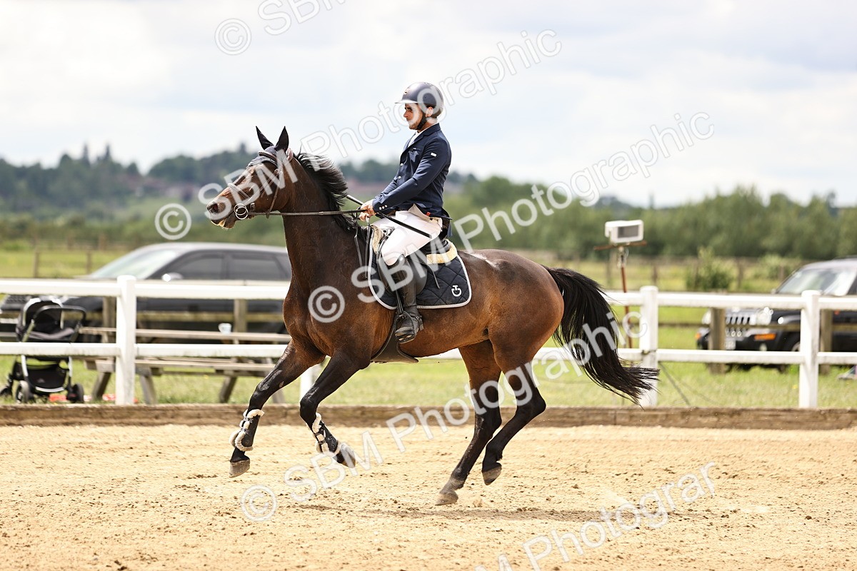 SBM_002910 - Class 10 - Senior Discovery - 1.00m
