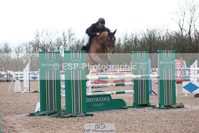 240223A-133122-01552 - Cls 5 Newcomers and 1.10m Open