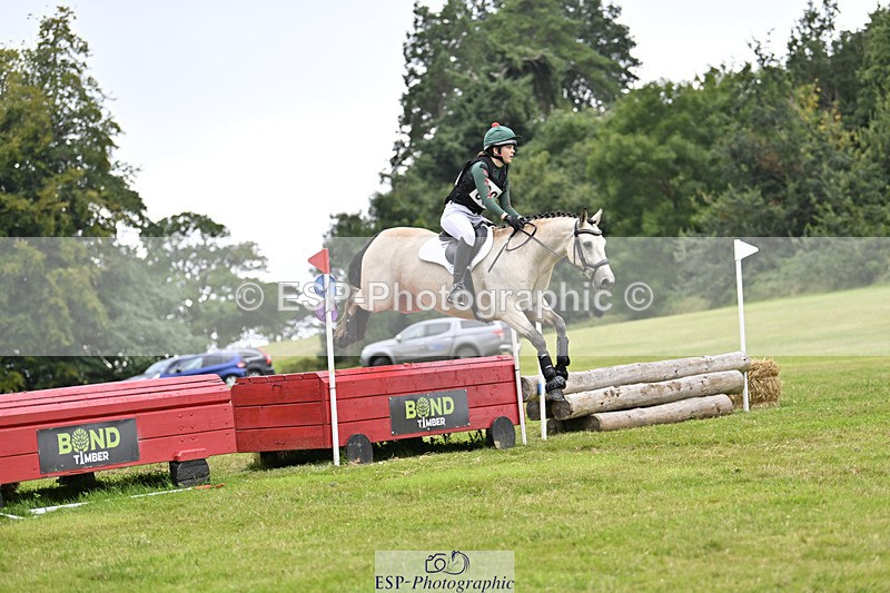 240825X-164657-37610 - 80cm XC 16.30 to 17.30